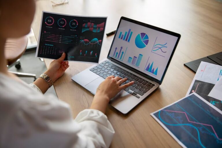 Data Analytics: Definisi, Contoh, Komponen dan 4 Jenisnya Data Analytics: Definisi, Contoh, Komponen dan 4 Jenisnya