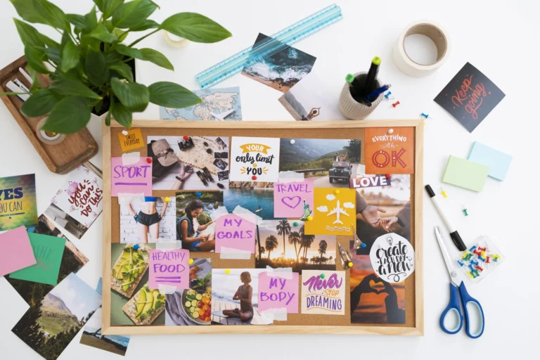 Apa Itu Moodboard? Alat Visual Penting Strategi Marketing Apa Itu Moodboard? Alat Visual Penting Strategi Marketing